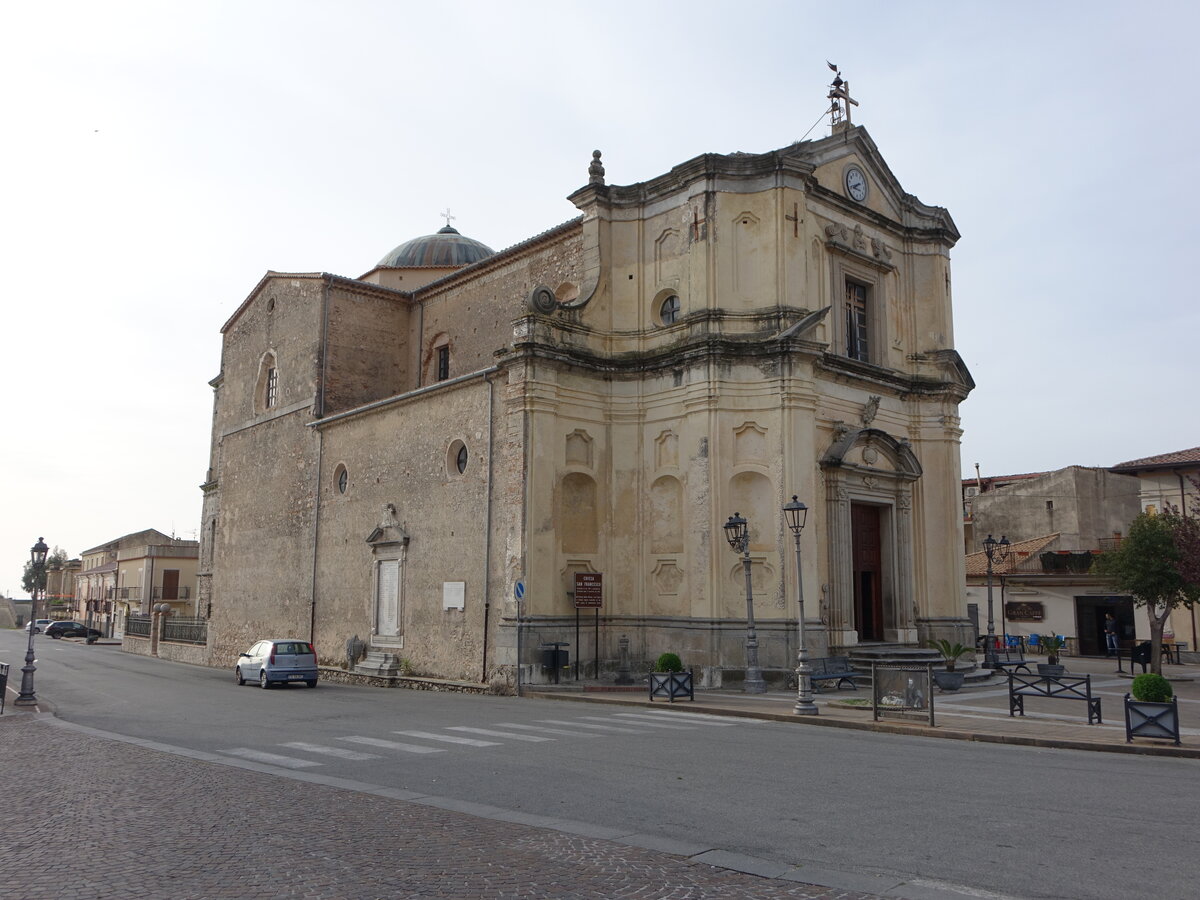 Stilo, Pfarrkirche San Francesco, erbaut im 16. Jahrhundert (10.04.2024)