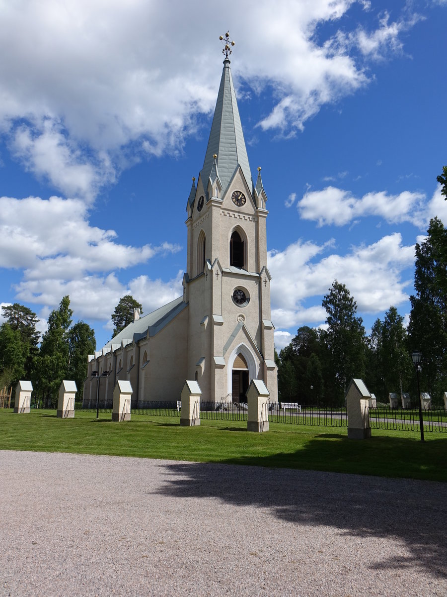 Stjrnsund, neugotische Ev. Kirche, erbaut 1883 durch Architekt H. F. Holmgren (22.06.2017)
