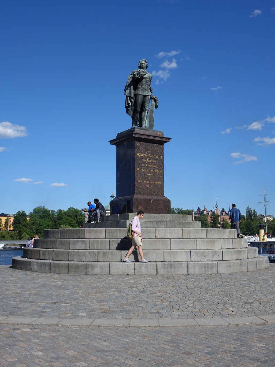 Stockholm, Denkmal fr Gustav III. am Skeppsbrokajen (04.06.2018)