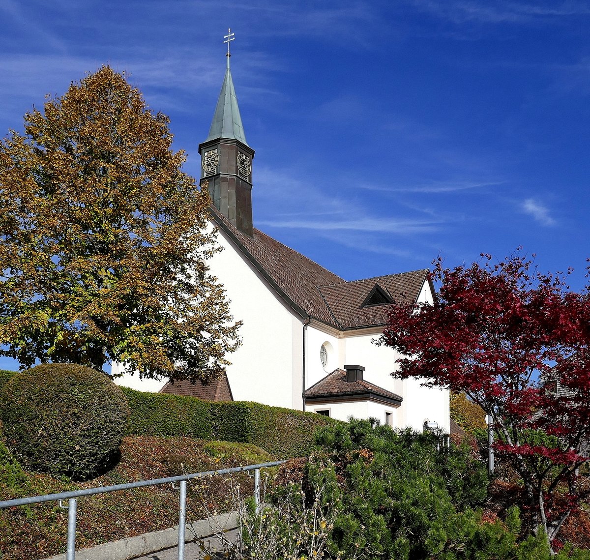 St.Peter im Schwarzwald, die Wallfahrtskirche Maria Lindenberg, die Wallfahrt ist belegt seit 1457, 1962-78 erfolgte eine grundlegende Renovierung innen und auen, Nov.2018