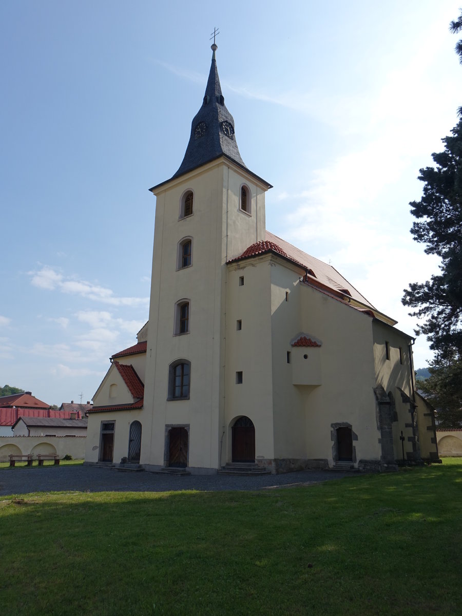 Susice, Friedhofskirche St. Marien, erbaut im 14. Jahrhundert (25.05.2019)