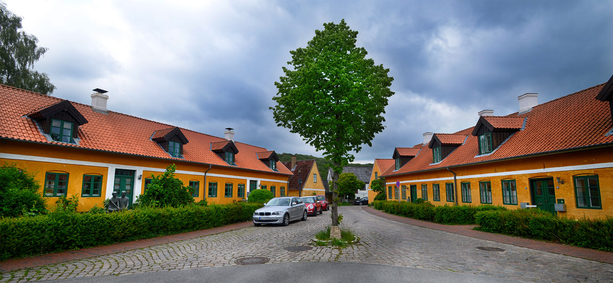 Teichweg in der Siedlung Kupfermhle (Gemeinde Harrislee) an der deutsch-dnischen Grenze. Der Ort Kupfermhle besitzt heute rund 260 Einwohner
Aufnahme: 1. Juni 2019.