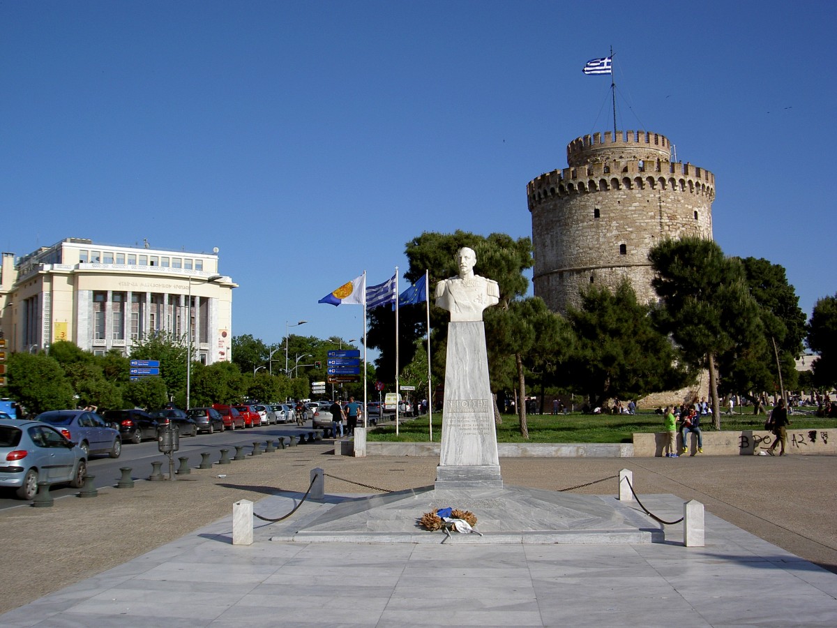 Thessaloniki, Weißer Turm und Nationaltheater (04.05.2014)