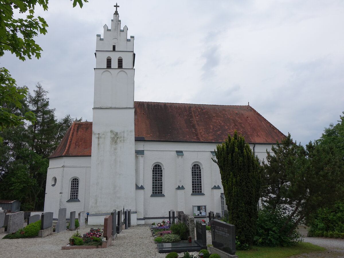 Tiefenbach, Pfarrkirche St. Ulrich, sptgotische Saalkirche aus dem 15. Jahrhundert (23.05.2015)