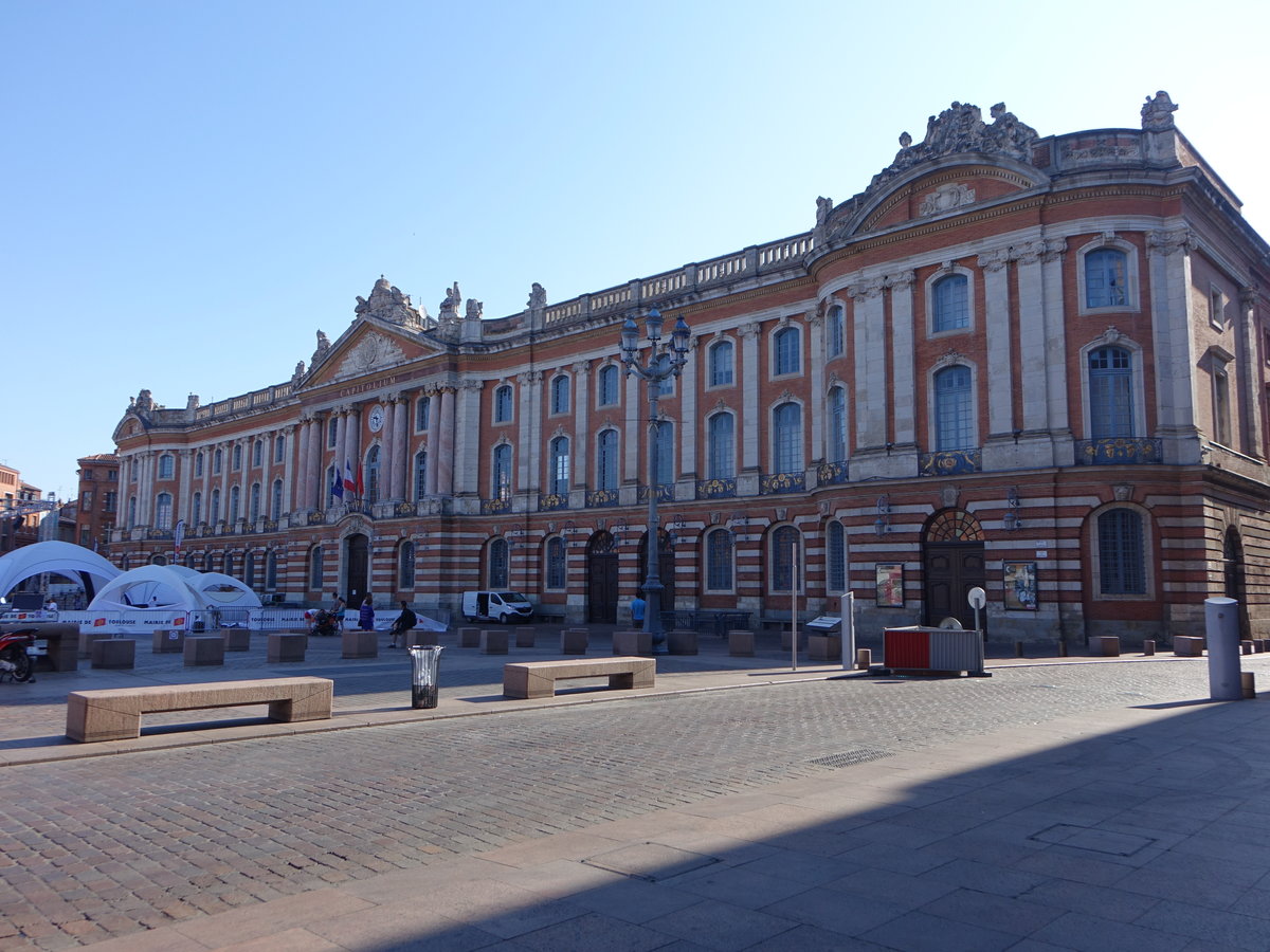 Toulouse, Rathaus am Place du Capitole, erbaut im 18. Jahrhundert (29.07.2018)