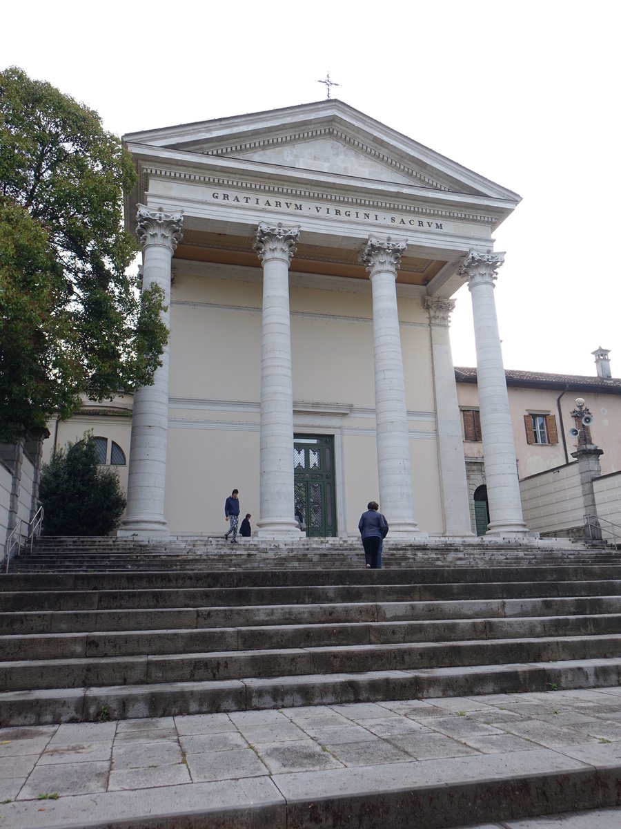 Udine, Pfarrkirche St. Madonna delle Grazie an der Piazza I Maggio, erbaut im 18. Jahrhundert (07.05.2017)