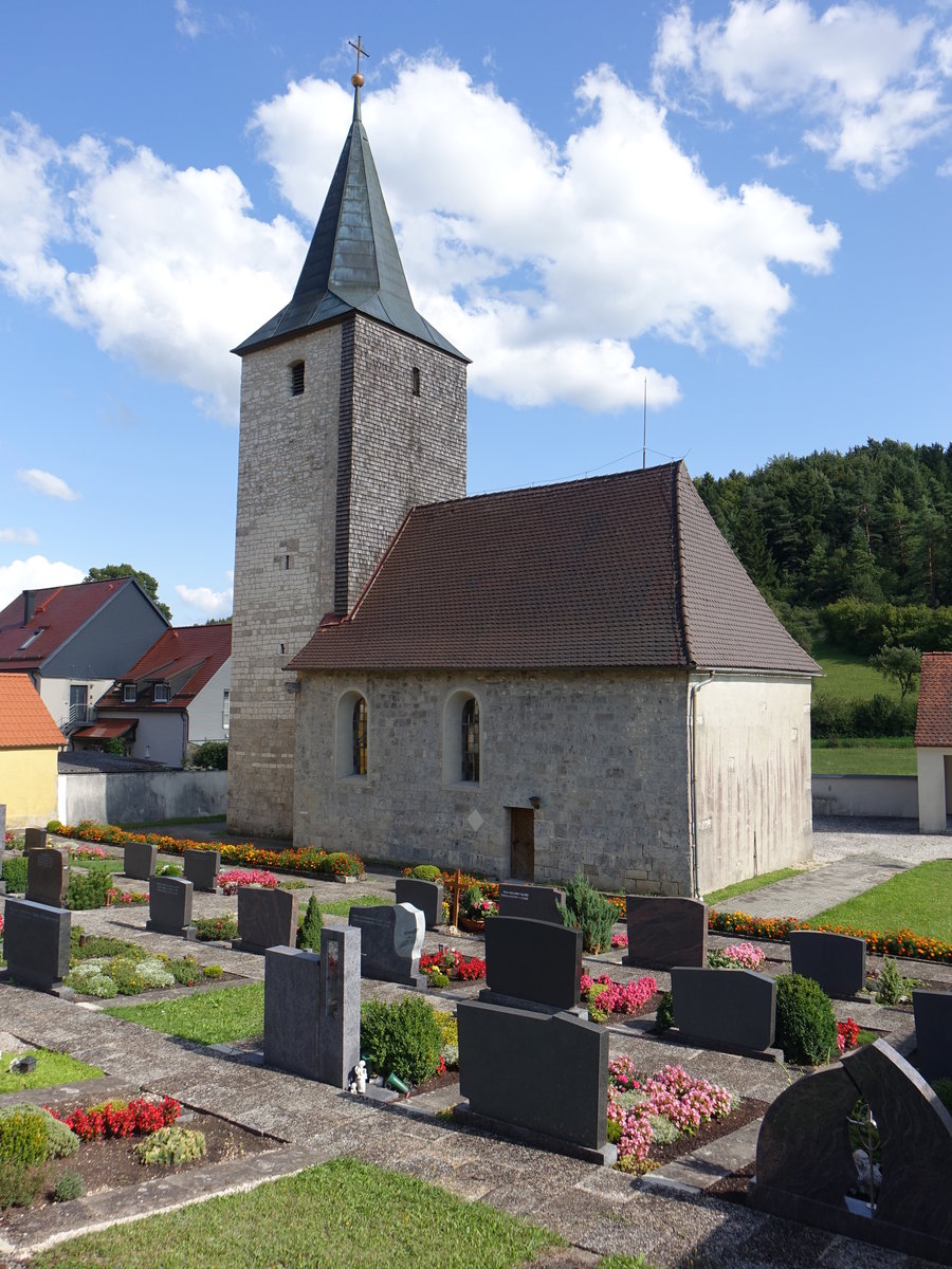 Umelsdorf, kath. Pfarrkirche St. Nikolaus, Chorturmkirche aus dem 13. Jahrhundert (20.08.2017)