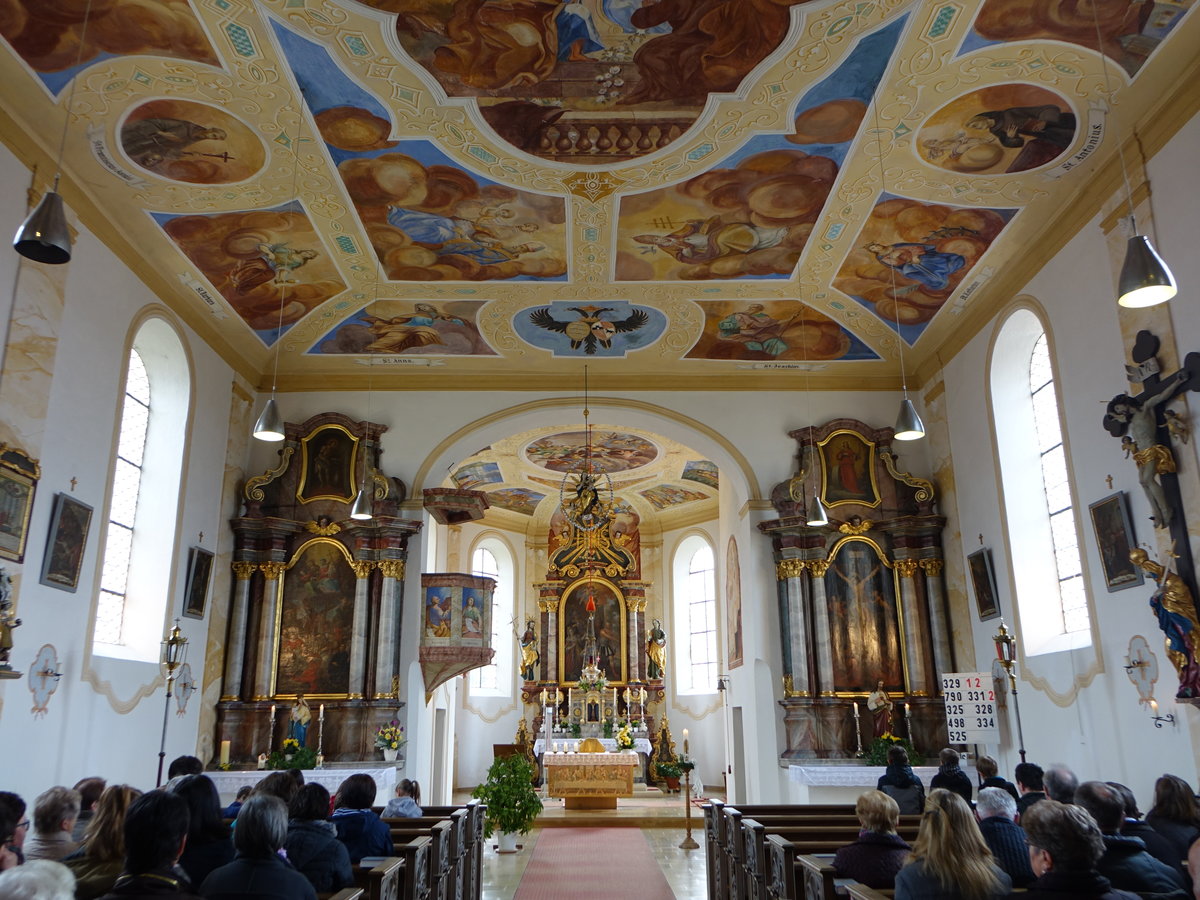 Unholzing, Ausstattung mit Fresken von 1740 in der Pfarrkirche St. Quirin (23.04.2017)