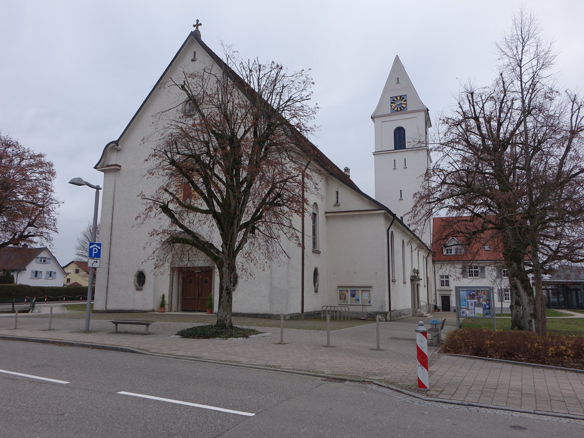 Unterlauchringen, kath. Pfarrkirche Herz Jesu, erbaut 1926 im neo-klassizistischen Stil (30.12.2018)