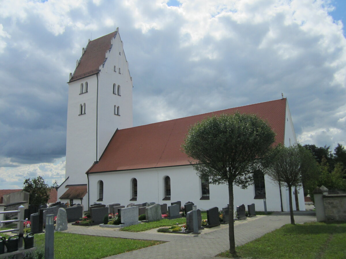 Unterringingen, evangelische St. Laurentius Kirche, erbaut im 14. Jahrhundert, erweitert im 18. Jahrhundert (24.08.2014)