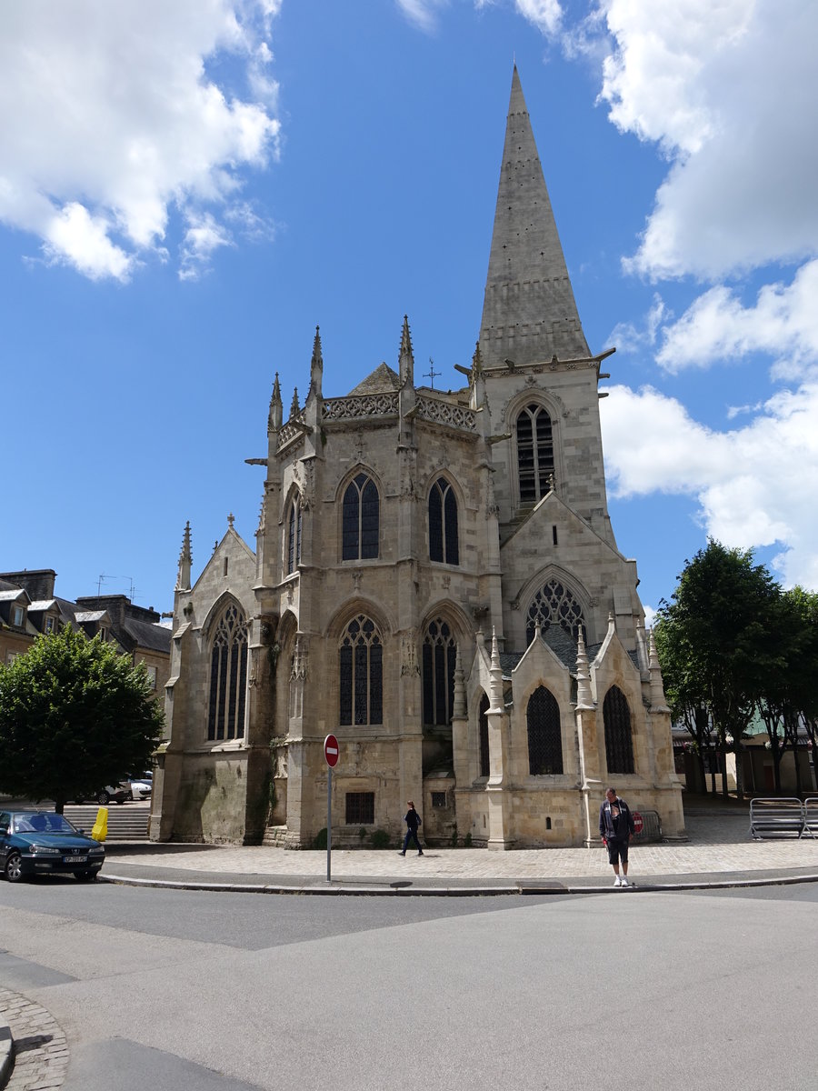Valognes, Kirche Saint-Malo, neu erbaut nach 1944 (13.07.2016)
