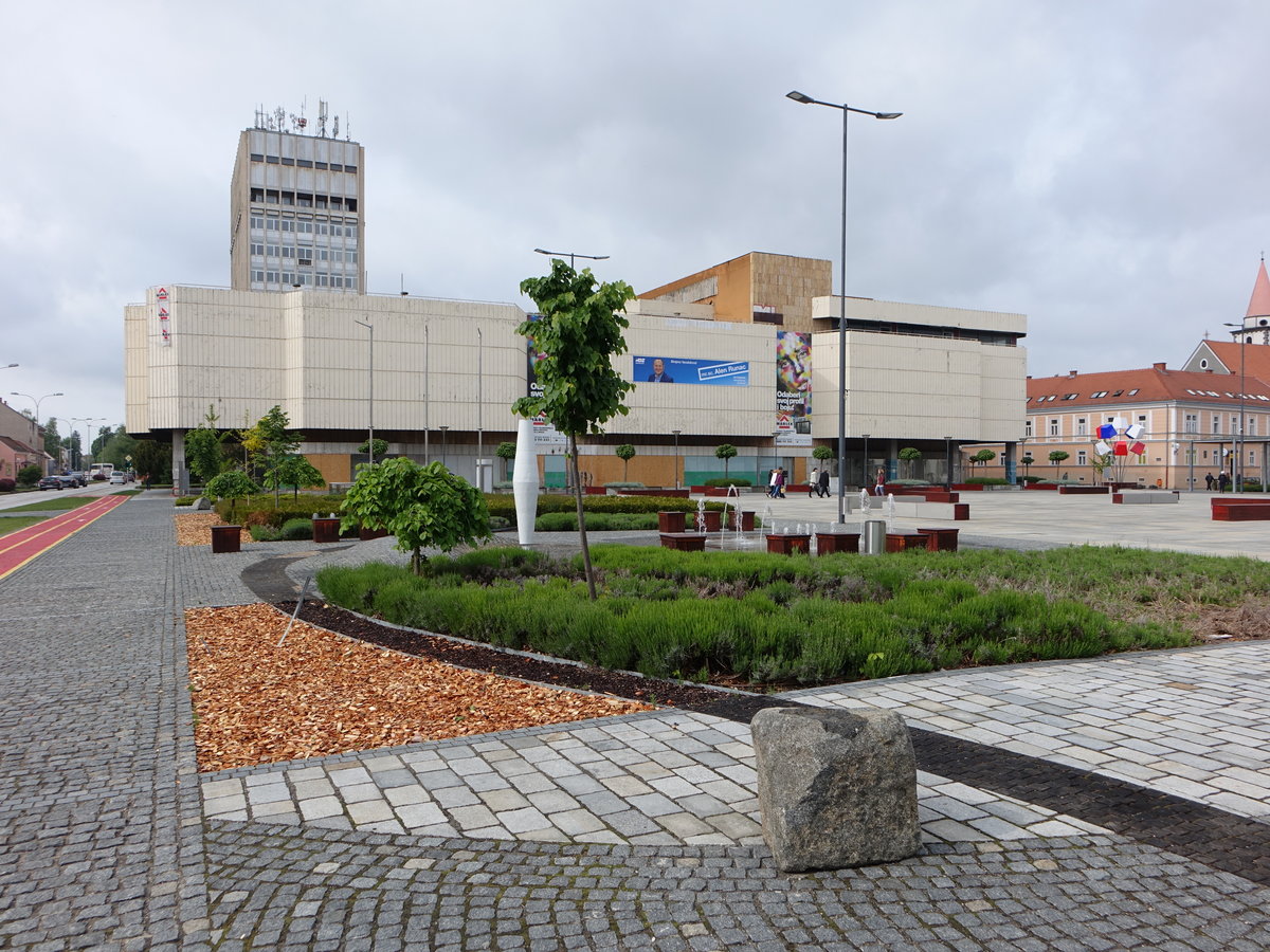 Varazdin, modernes Einkaufszentrum am Kapucinski Platz (03.05.2017)