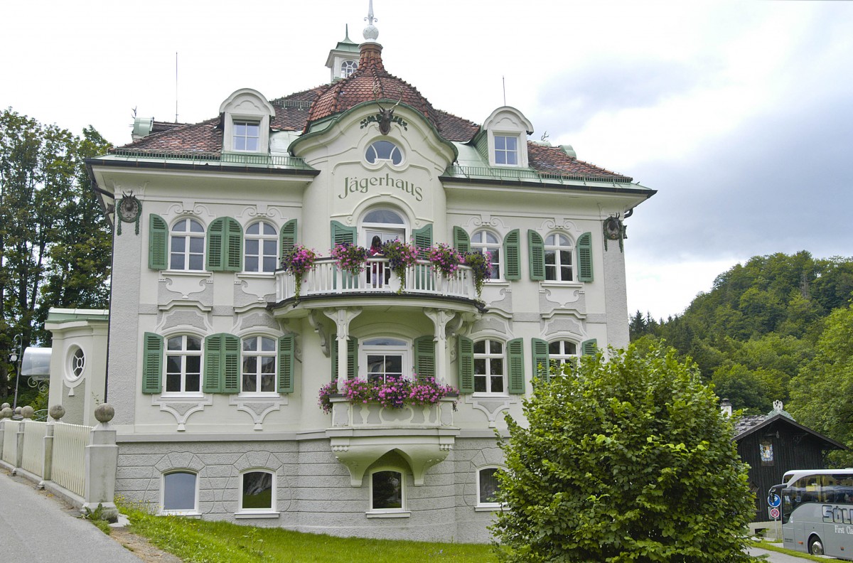 Villa Jgerhaus am Schloss Neuschwanstein. Aufnahme: Juli 2008.