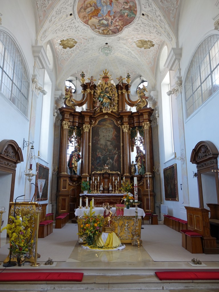 Waidhofen a. d. Paar, Hochalter der Pfarrkirche Mari Reinigung mit Altarbild von 
Balthasar Kraft, Fresken von Melchior Steidl (15.04.2015)