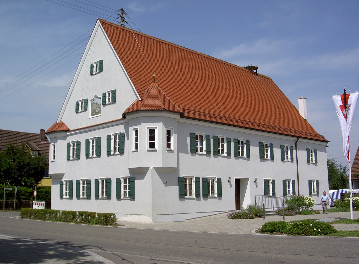 Weisingen, ehem. Gasthaus zur Krone, zweigeschossiger Satteldachbau erbaut 1737 (20.07.2014)