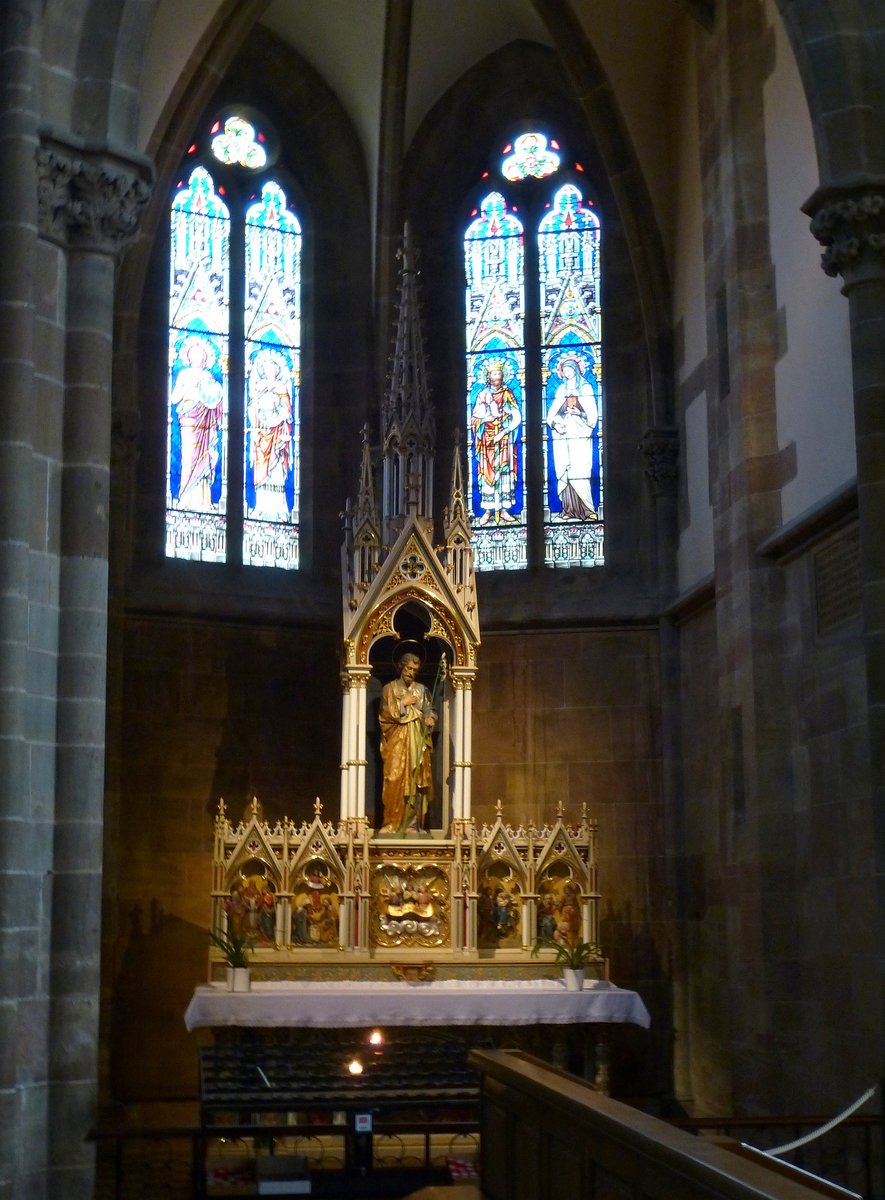 Weienburg (Wissembourg), in einer Seitenkapelle der St.Peter und Paul Kirche steht der Altar von 1896 mit dem Hl.Joseph, Sept.2015