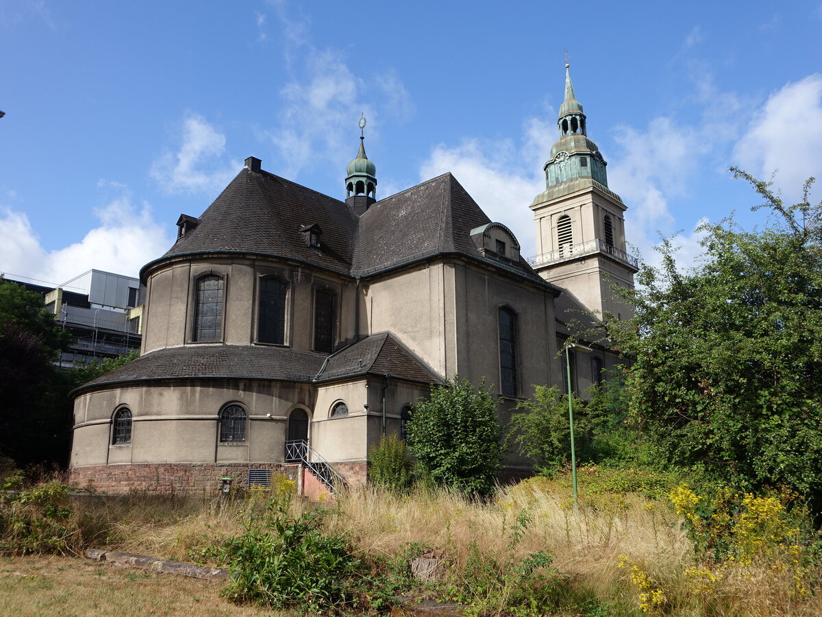 Wiebelskirchen, kath. Pfarrkirche Hl. Dreifaltigkeit, erbaut von 1914 bis 1916 (16.07.2023)