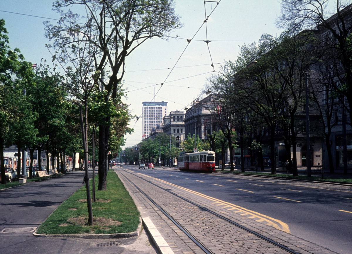 Wien Schottenring am 2. Mai 1976.