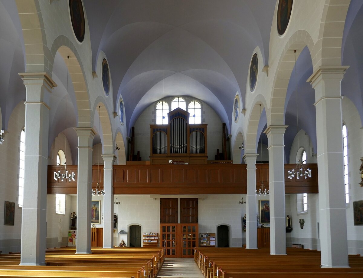 Windschlg, Blick zur Orgelempore in der Kirche St.Pankratius, Sept.2021