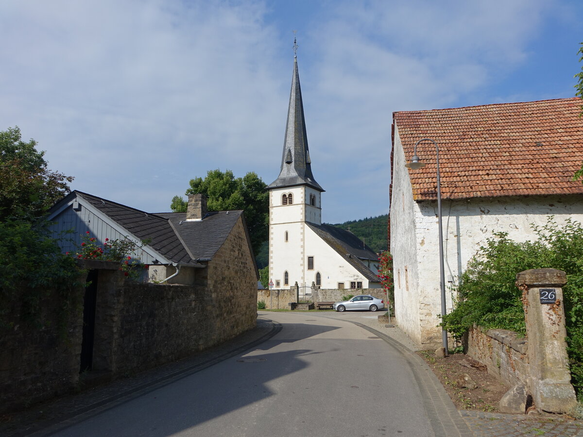 Wolsfeld, alte St. Hubertus Kirche, erbaut von 1612 bis 1620 durch die Freiherren von Enschringen (22.06.2022)