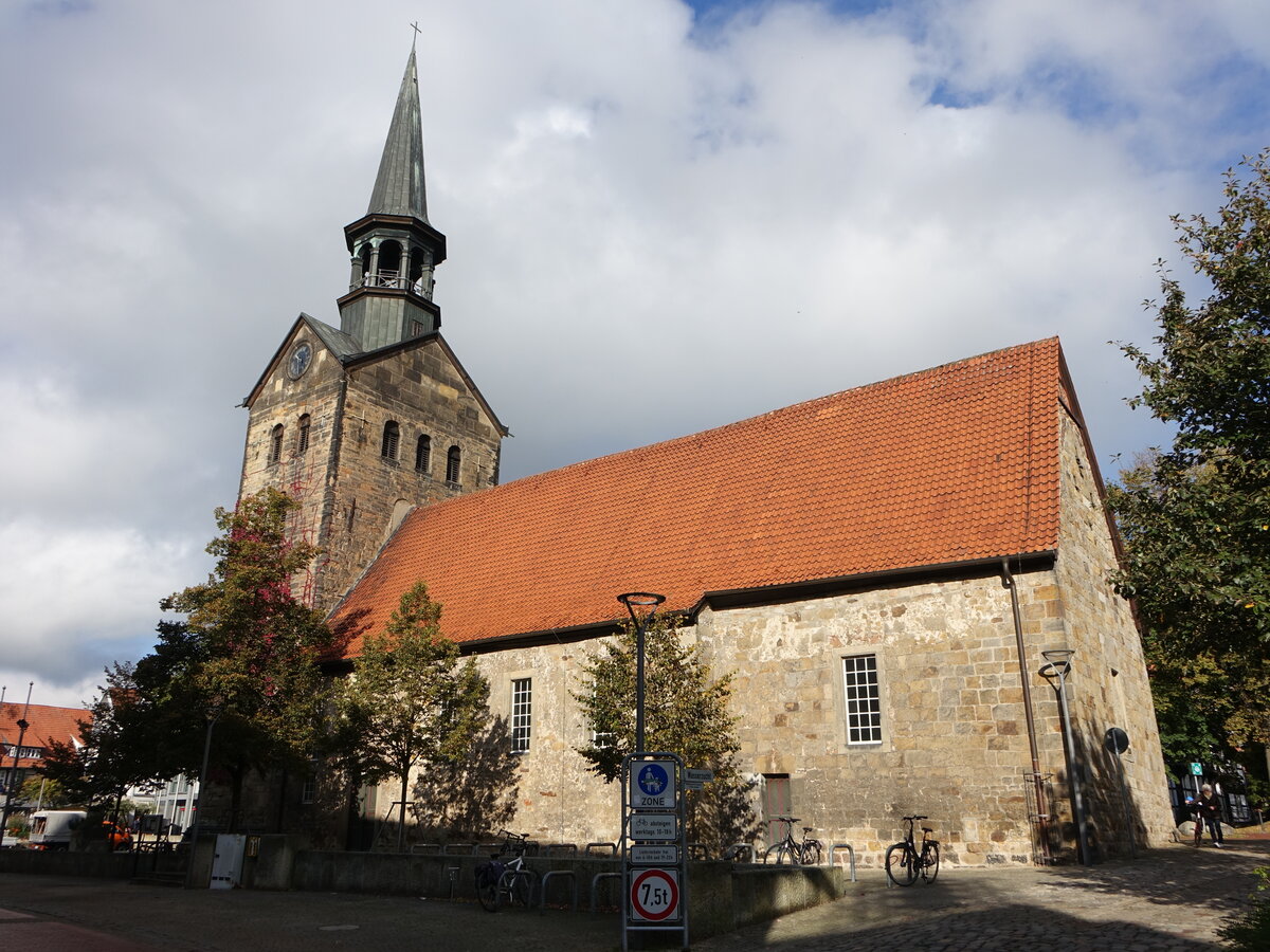 Wunstorf, Stadtkirche St. Bartholomus, erbaut ab 1228, Kirchenschiff erbaut um 1700 (07.10.2021)