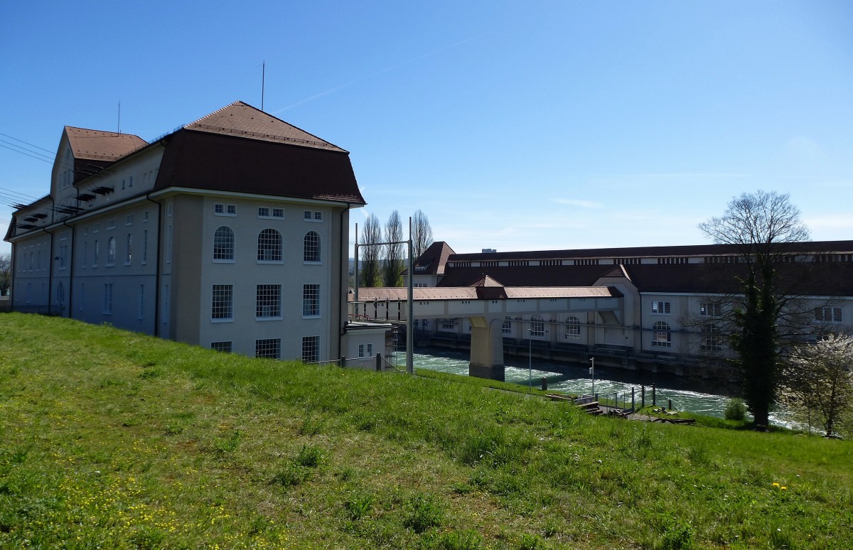 Wyhlen, Gebude des Rheinkraftwerkes, 1908-12 erbaut, April 2015