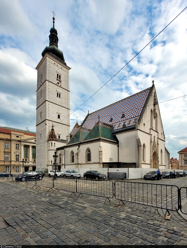 Zagreb (HR):
Die St.-Markus-Kirche war zum Aufnahmezeitpunkt weitrumig abgesperrt, weil dort ein Film gedreht wurde.

🕓 31.8.2022 | 16:17 Uhr