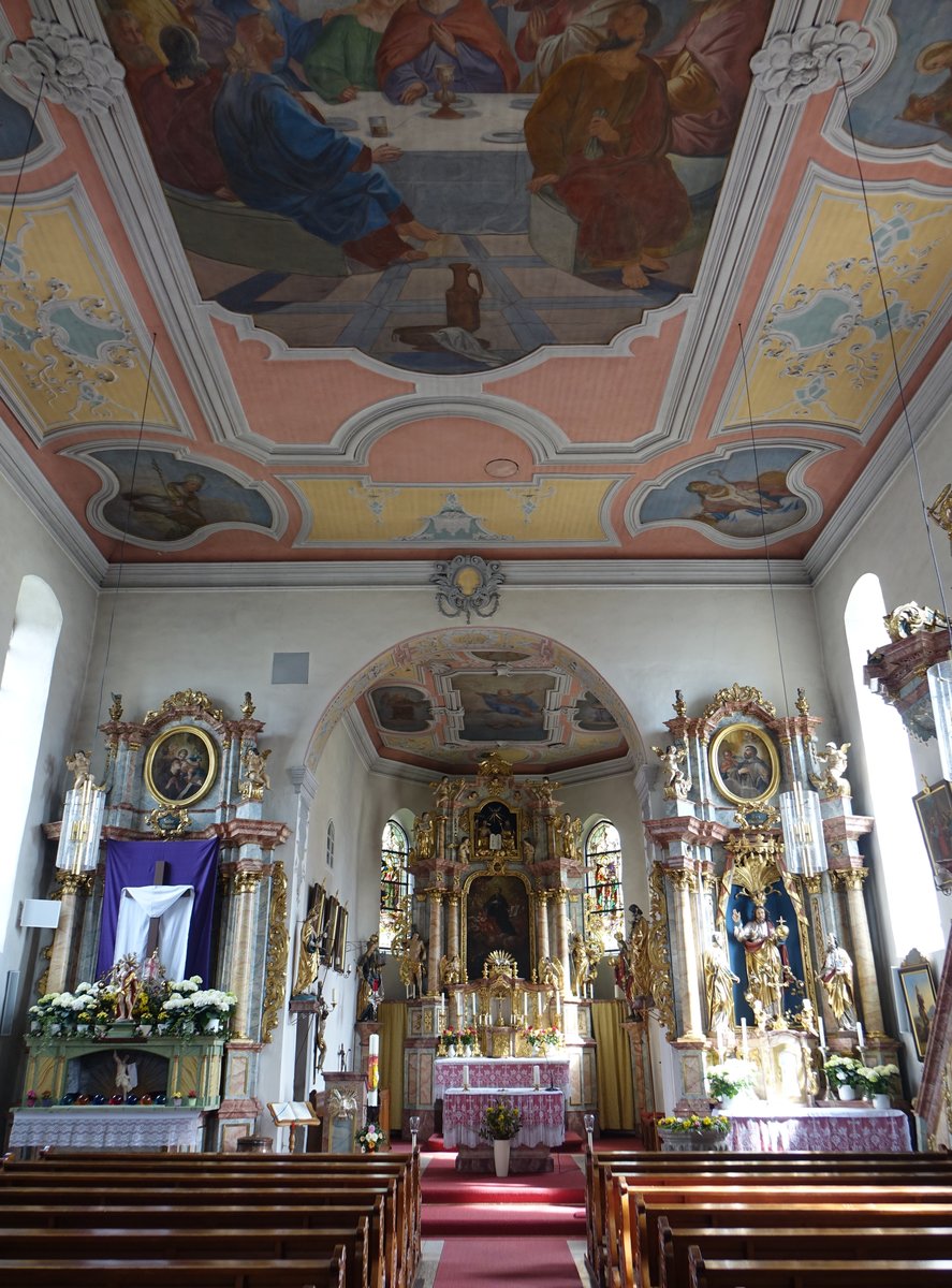 Zeyern, barocker Innenraum der St. Leonhard Kirche, Hochaltar von 1744 (16.04.2019)