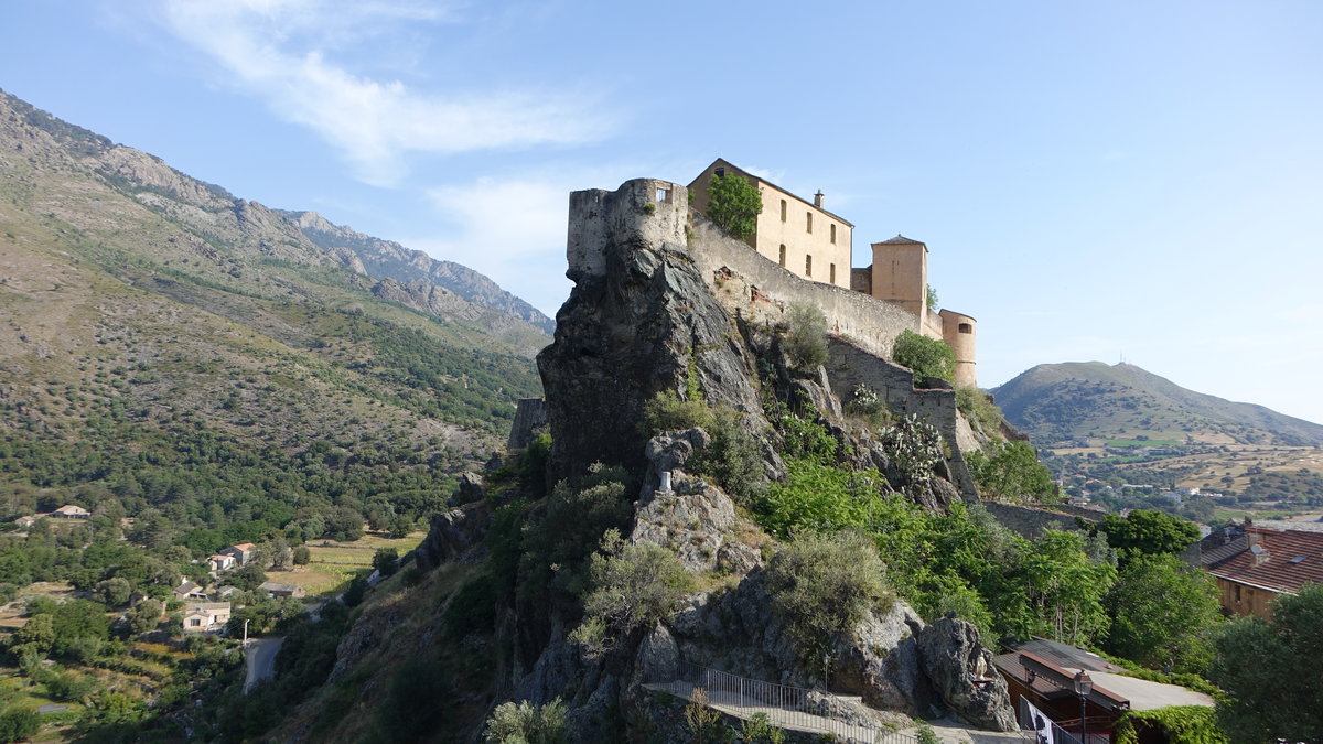 Zitadelle von Corte, erbaut bis 1419 durch den korsischen Abenteurer Vincentello d'Istria, Vizeknig von Aragonien (21.06.2019)