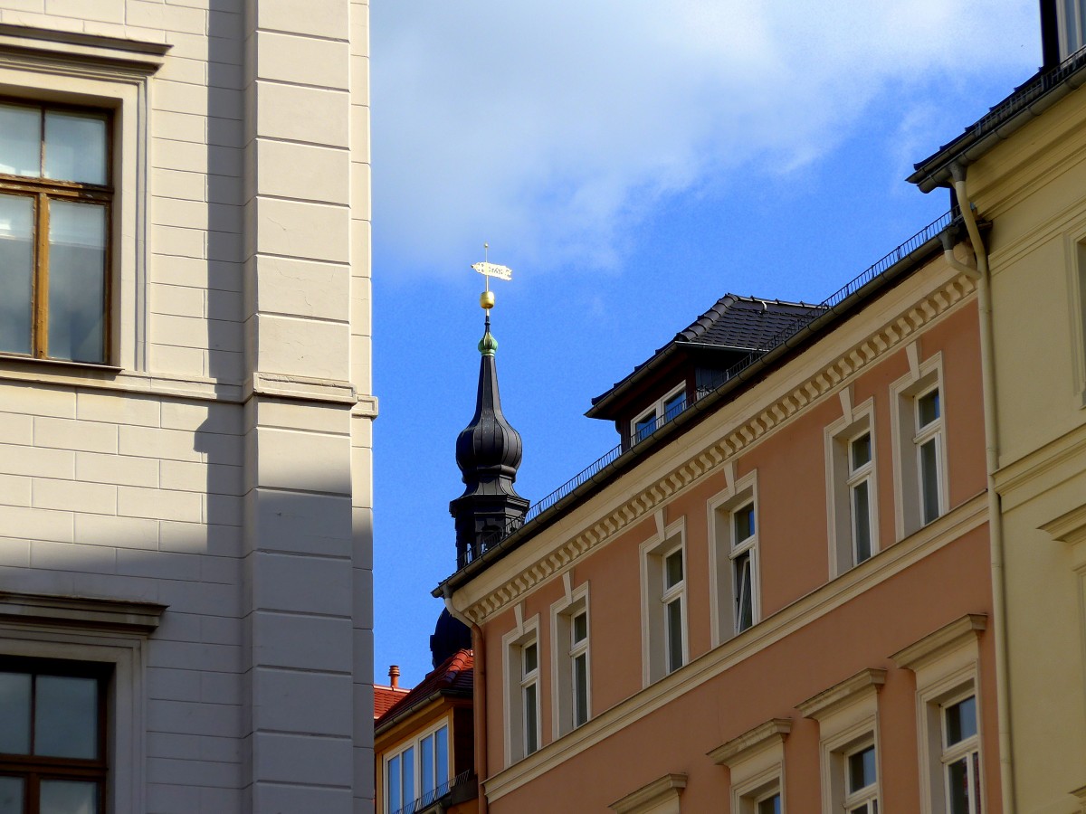 Zittau, Blick vom Marktplatz / Ecke Johannisstrae zum Turm der Klosterkirche (Aufnahme: 18. August 2014)