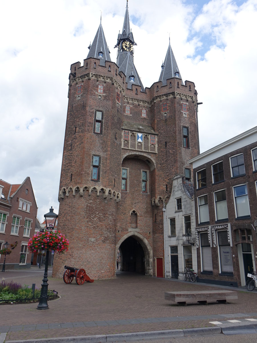 Zwolle, Sassenpoort oder Sachsentor, erbaut 1409 (23.07.2017)