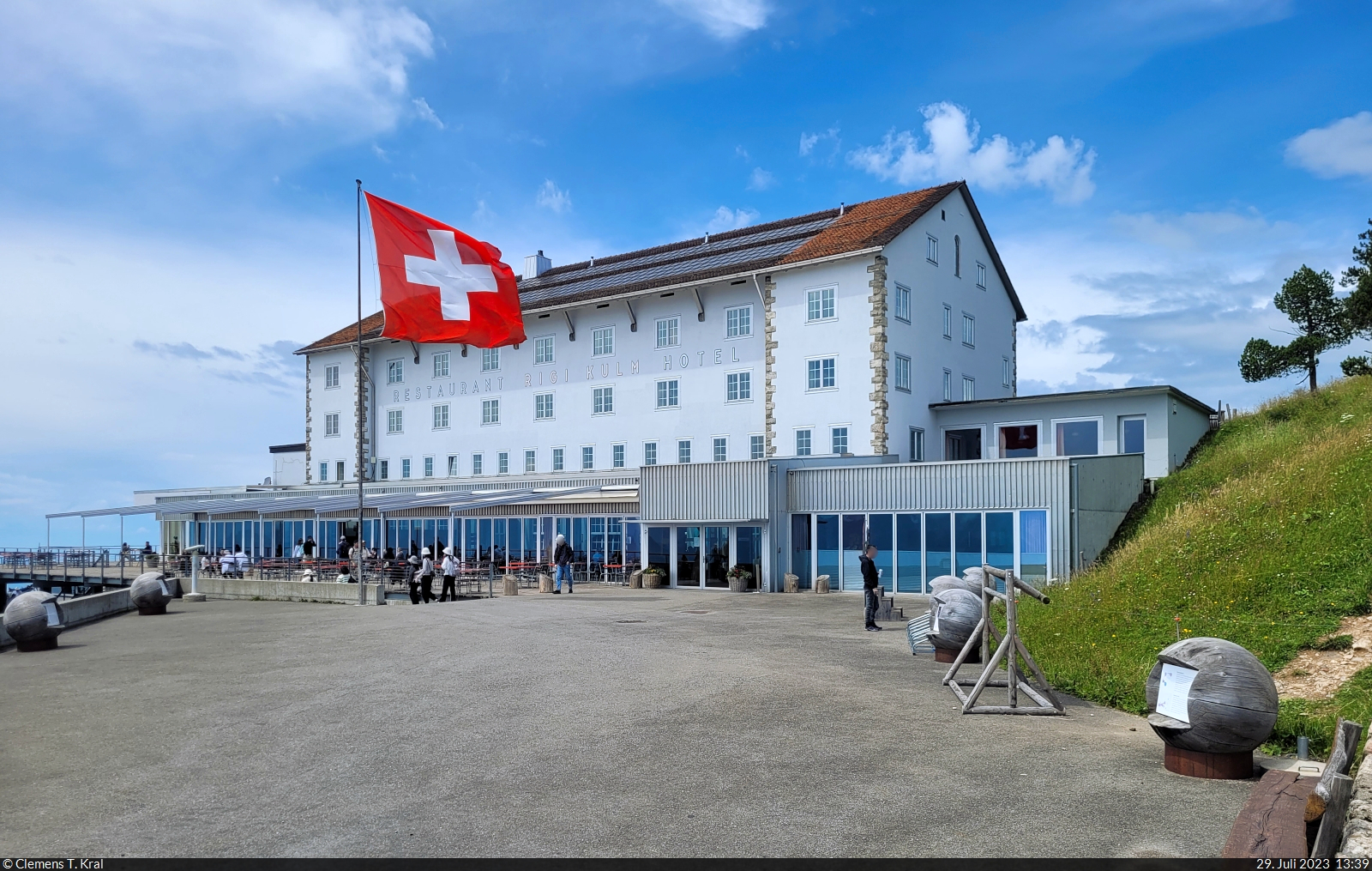 Hotel und Restaurant auf der Rigi Kulm, mit 1797 Metern . NN der hchste Gipfel des Bergmassivs Rigi in der Schweiz.

🕓 29.7.2023 | 13:39 Uhr