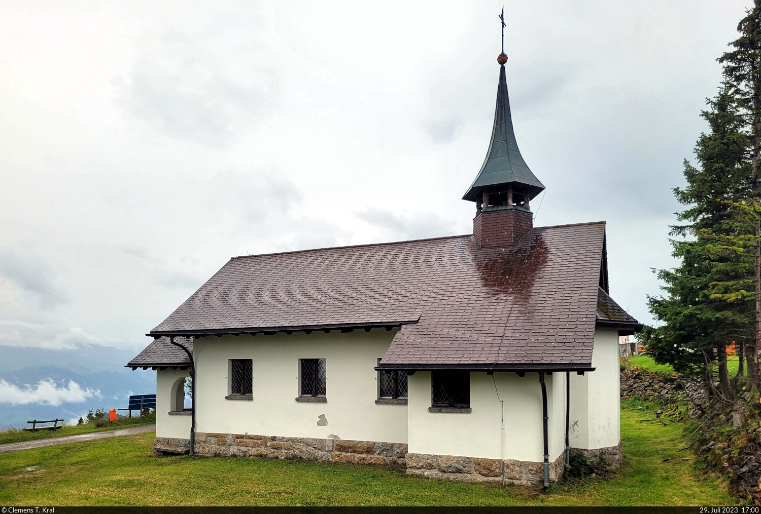 Kapelle auf der Rigi Scheidegg, ein Gipfel des Bergmassivs Rigi, gelegen zwischen Vierwaldstttersee, Lauerzersee und Zugersee.

🕓 29.7.2023 | 17:00 Uhr