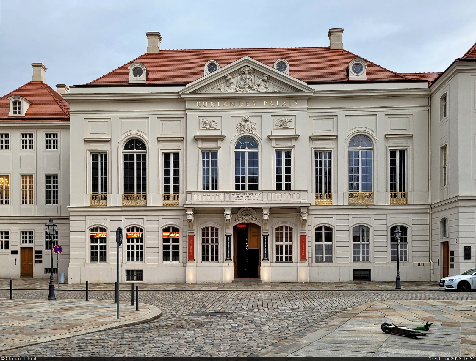 Von der letzten Kriegsruine zu  Dresdens schnstem Festsaal : das 2006 bis 2008 wiederaufgebaute Kurlnder Palais am Tzschirnerplatz.

🕓 20.2.2023 | 16:31 Uhr