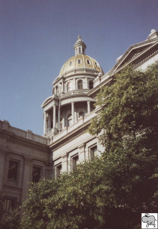 Blick auf das Capitol von Colorado, welches im Herzen von Denver zu finden ist. Die Aufnahme entstand whrend unserer USA Reise am 15. Juli 2006.
