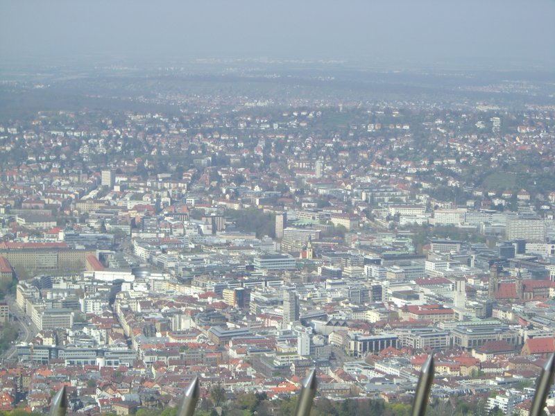 Blick vom Stuttgarter Fernsehturm in Richtung Pforzheim