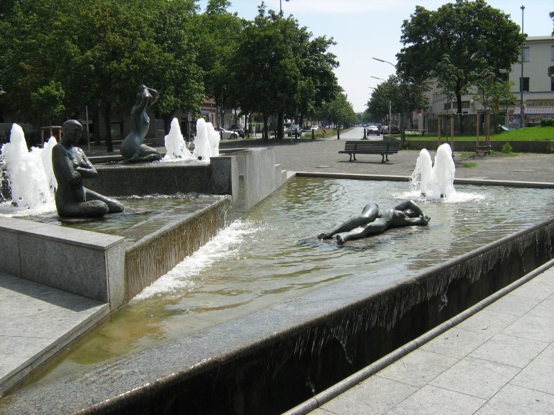 Brunnen am F.Neumann-Platz, BERLIN 2007