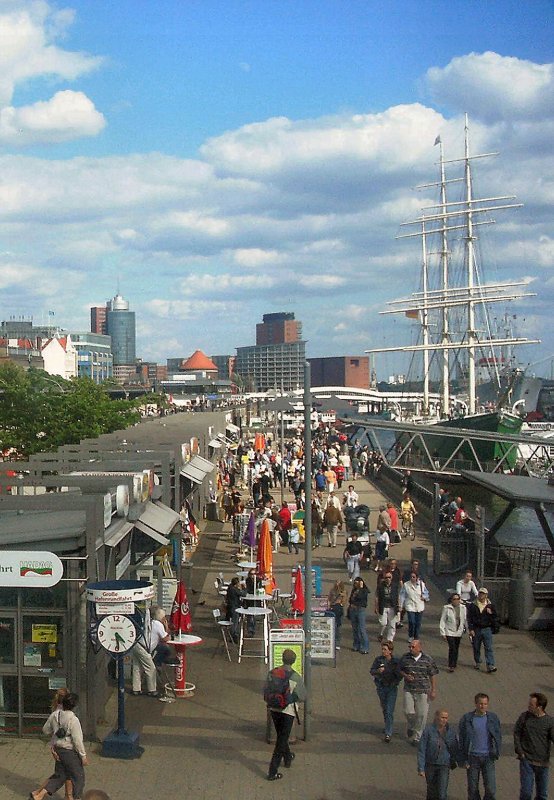 Hamburg, Landungsbrcken 2003