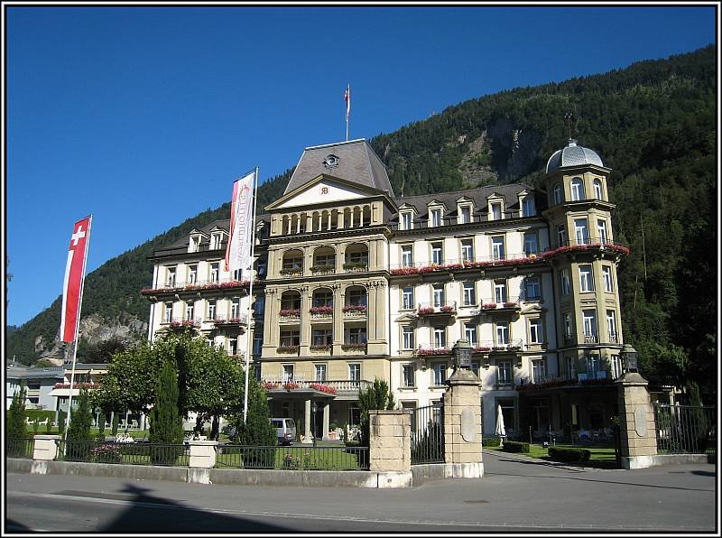 Hier ein weiteres schnes Hotel am Hheweg in Interlaken. (24.07.2008)
