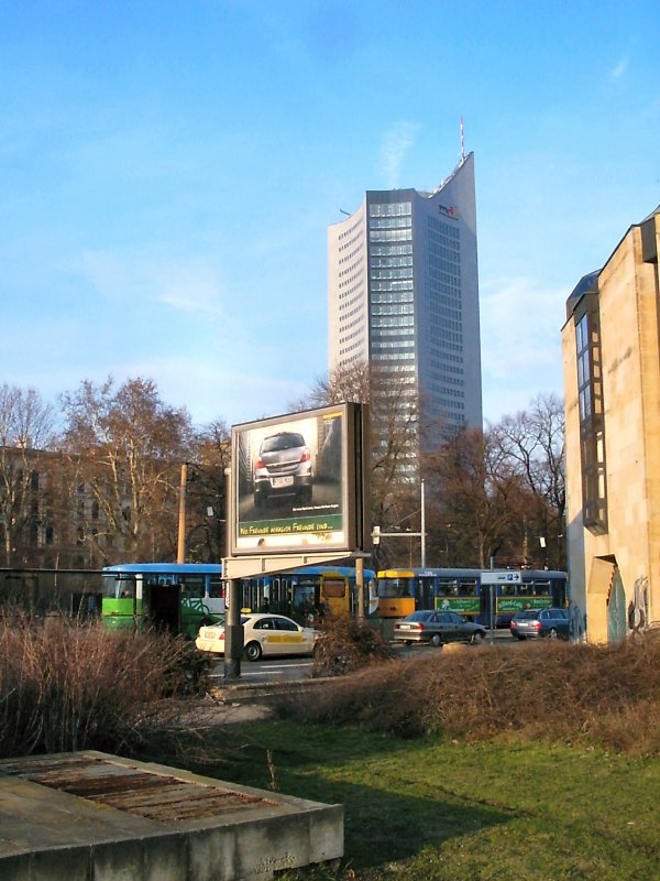Leipzig, Blick zum ehem. UNI-Hochhaus, 2004