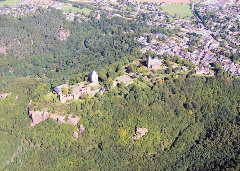 Luftaufnahme Burg Nideggen - NRW - 2. Perspektive - 19.09.2005