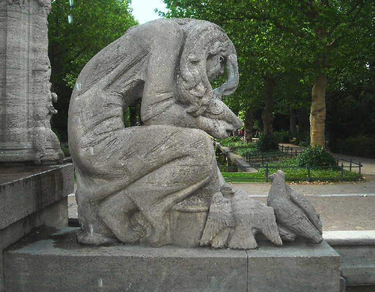 Mrchenbrunnen im Schulenburg Park Berlin-Neuklln 21.06.2009.