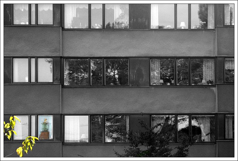 Teilansicht der Fassade eines Stockholmer Wohnblocks auf Sdermalm. 29.8.2007 (Matthias)