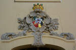 Das Wappen des Landgestts Moritzburg an der Fassade der historische Gesttsanlage.