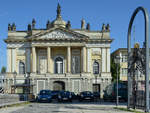 Die erhaltene Portalfassade des Langen Stalls, des ehemaligen Reit- und Exerzierhauses in Potsdam.