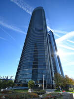 Der Torre PwC oder Torre Sacyr Vallehermoso ist mit 236 Meter Hhe das dritthchste Gebude Spaniens.