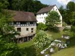 Blumegg-Weiler im Sdschwarzwald, eine in Deutschland einmalige Mhle in der Vielfalt der Funktionen aus dem 18.Jahrhundert, 1991 saniert, kann besichtigt werden, Juli 2013