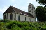 Betberg im Markgrflerland, die Kirche gehrt zu den ltesten in der Region, seit der Reformation evangelisch, Juni 2011