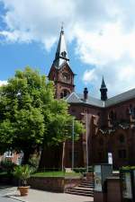 Badenweiler, die evangelische Pauluskirche, 1893-98 im neoromanischen Stil erbaut, Juni 2011