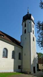 Inzigkofen, die ehemalige Klosterkirche St.Johann Baptist, der Turm stammt von 1484, der Kirchenumbau von 1781, Aug.2012